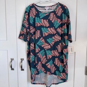 NWT LuLaRoe Irma Tunic Top Women's Size Medium American Flag Hi Low Patriotic